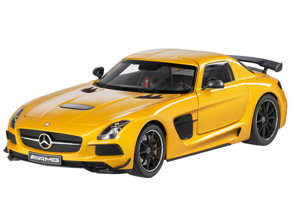 Miniaturmodell des Black Series-SLS auf der Basis der Original CAD-Daten