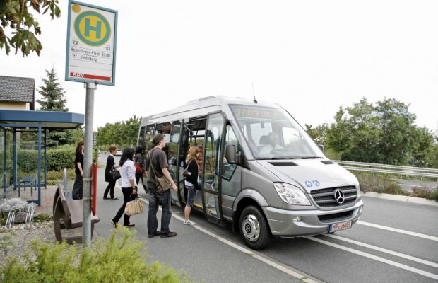 Minibus mit Maxi-Jubiläum