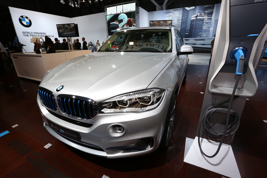 New York 2014: BMW Concept X5 eDrive – weniger als 3,8 Liter
