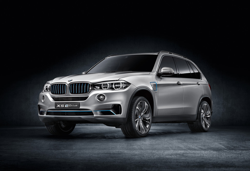 New York 2014: BMW zeigt Concept X5 eDrive