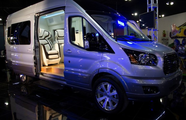 New York 2014: Ford Transit als Luxusliner