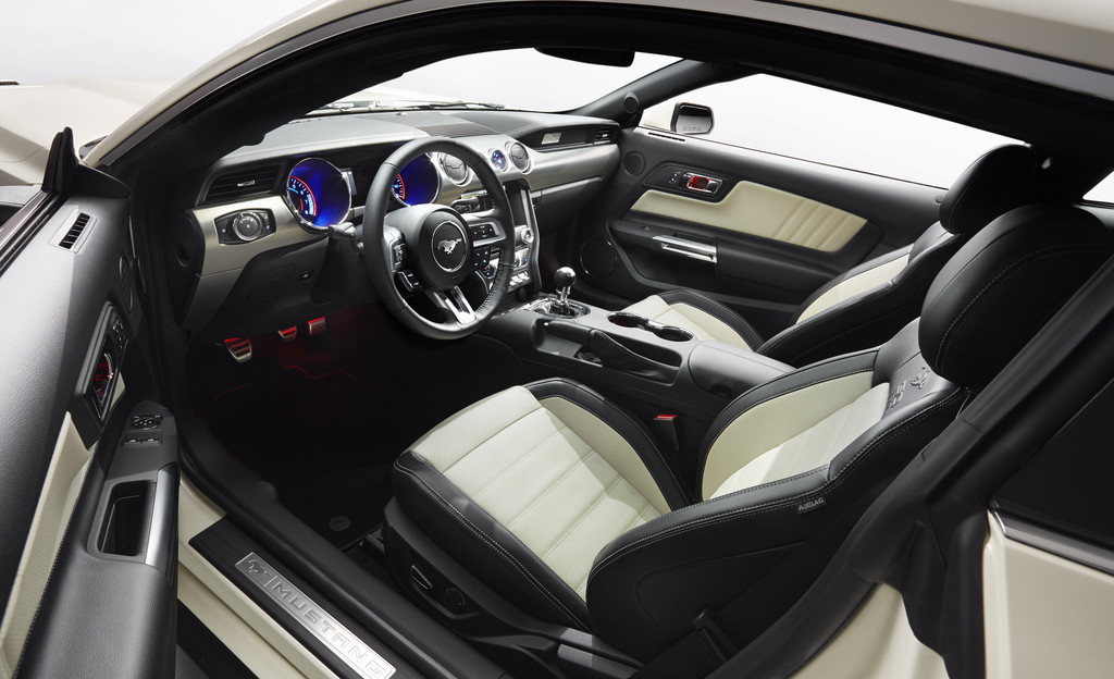 New York 2014: Ford feiert 50 Jahre Mustang