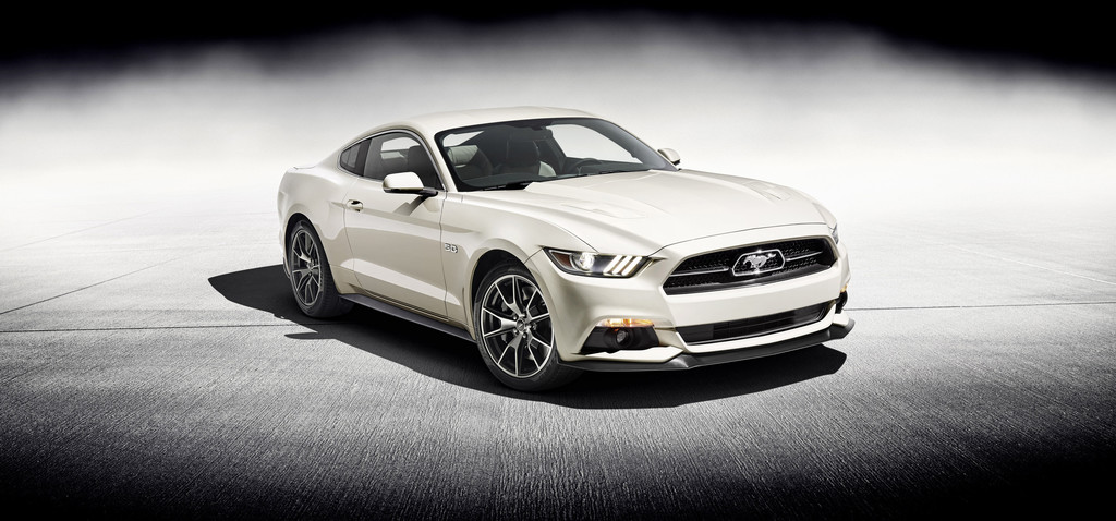 New York 2014: Ford feiert 50 Jahre Mustang