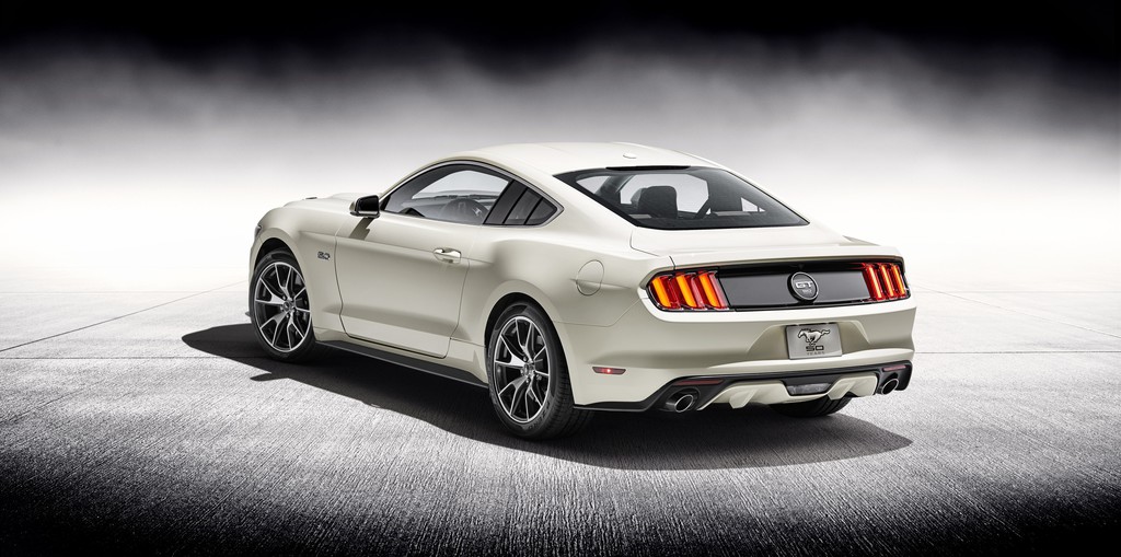 New York 2014: Ford feiert 50 Jahre Mustang