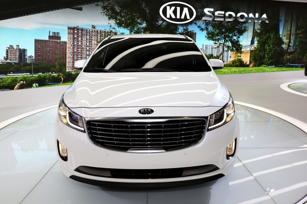 New York 2014: Kia mit großem Van