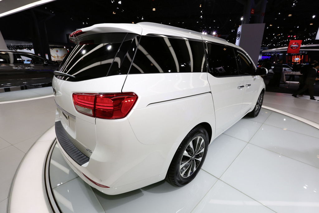 New York 2014: Kia mit großem Van