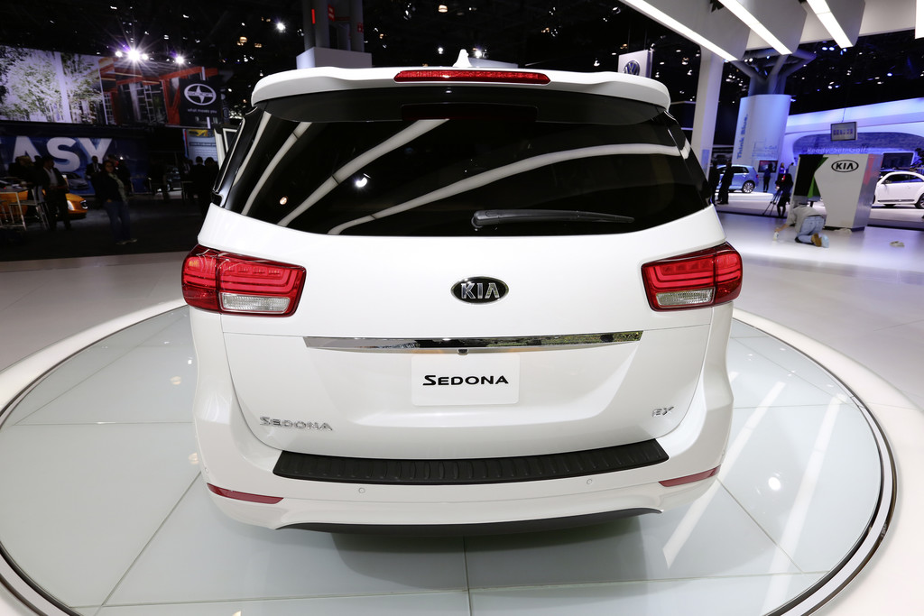 New York 2014: Kia mit großem Van