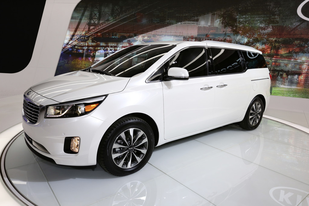 New York 2014: Kia mit großem Van