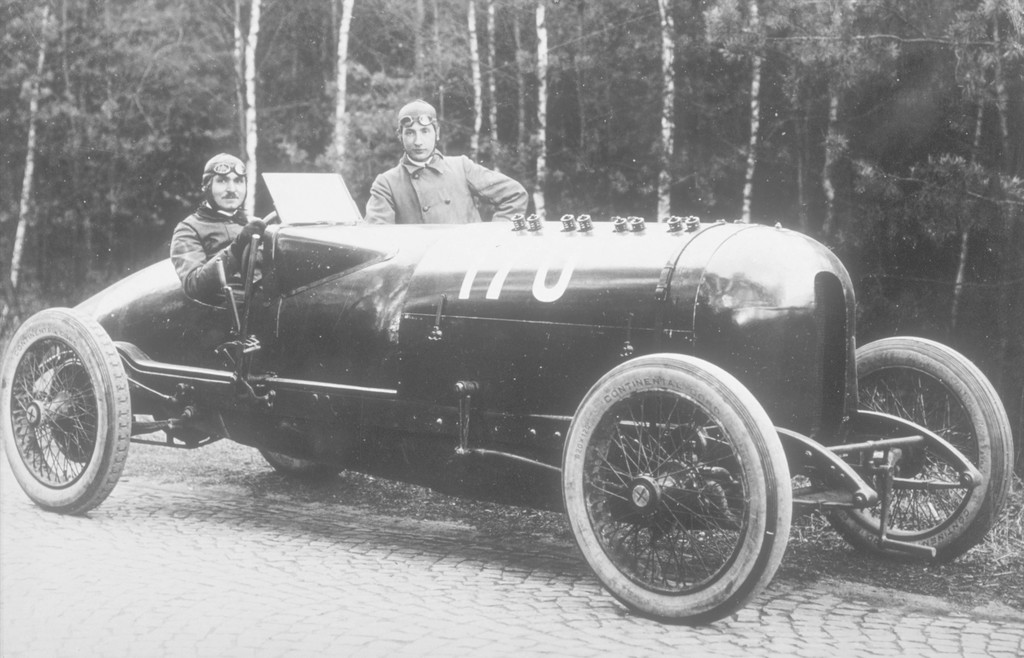 Opel-Renner kehren 100 Jahre später nach Lyon zurück