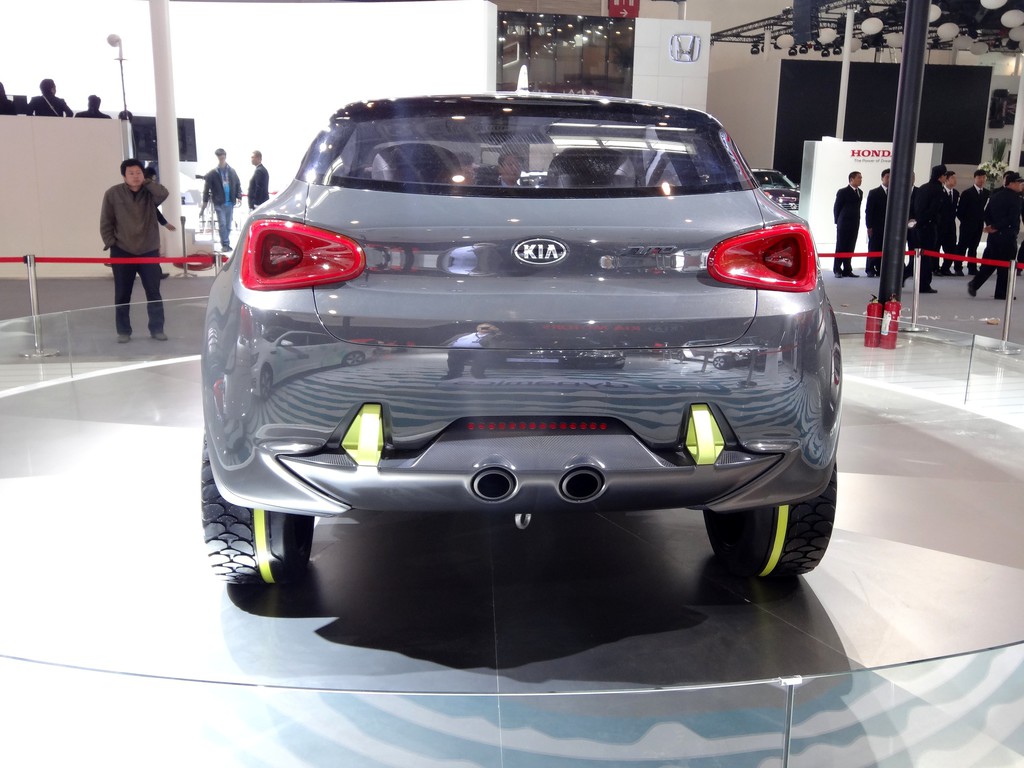 Peking 2014: Kia mit SUV-Studie vertreten