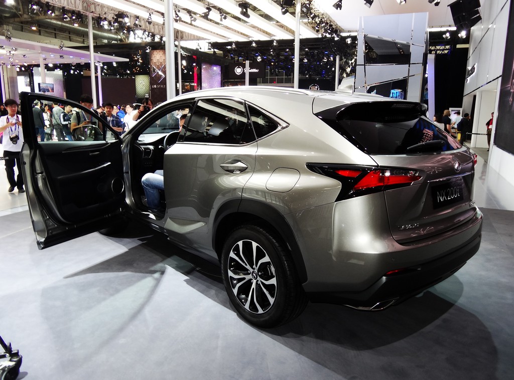 Peking 2014: Lexus NX ist Einstieg bei den kompakten Premium SUV