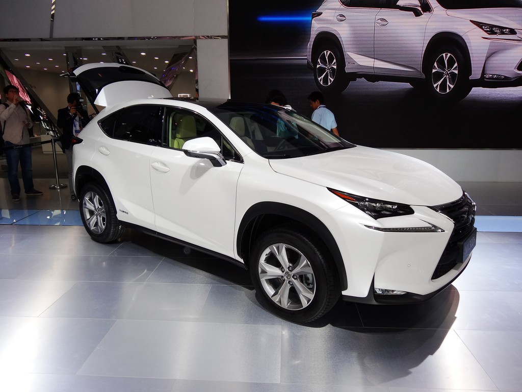 Peking 2014: Lexus NX ist Einstieg bei den kompakten Premium SUV