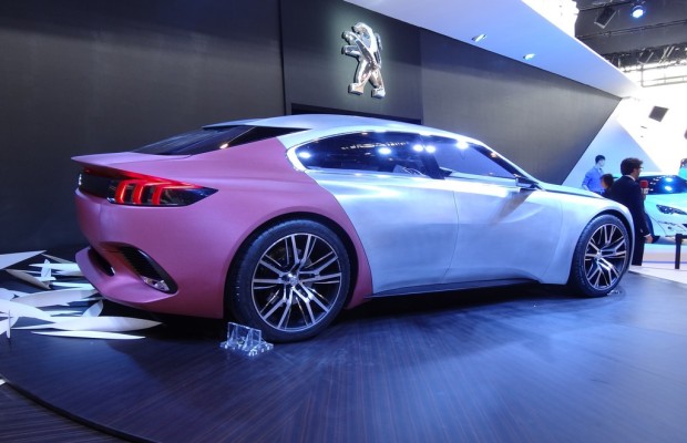 Peking 2014: Peugeot interpretiert das Limousinen-Konzept mit Exalt