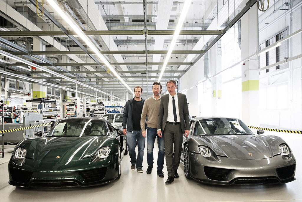 Sampras und Moyá besuchten Porsche