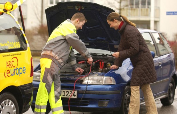 Schutzbrief: Super preiswert über Kfz-Versicherung