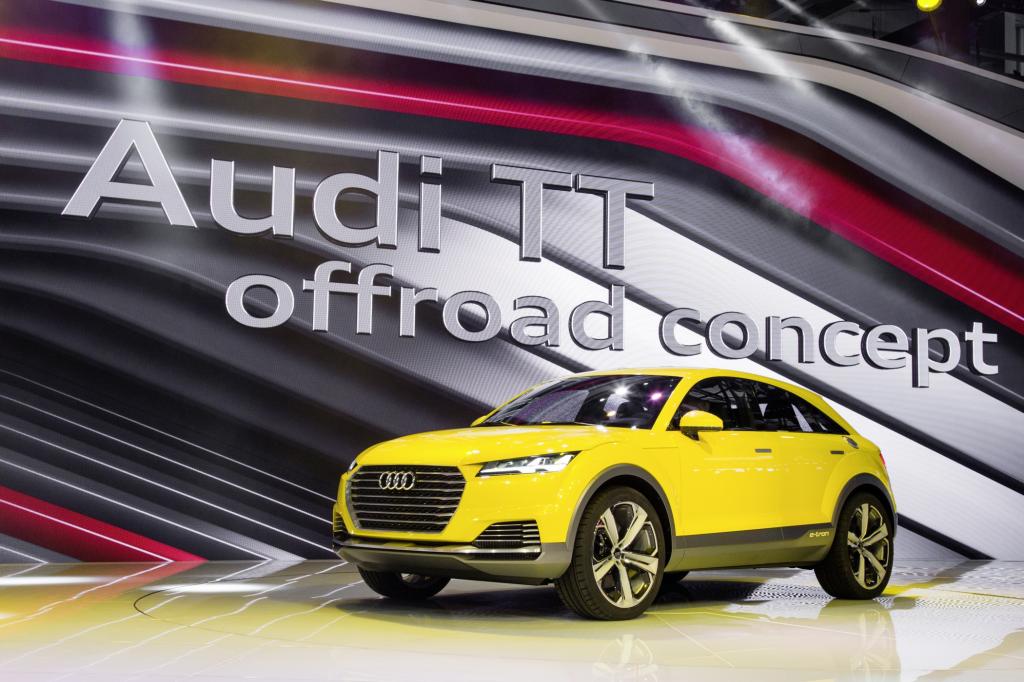 Sie Audi will aus einem Sportcoupé ein SUV zaubern und präsentiert das TT Offroad Concept, das als Plug-in-Hybrid unterwegs sein soll. 