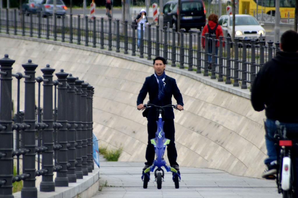 Trikke darf auf deutschen Straßen fahren