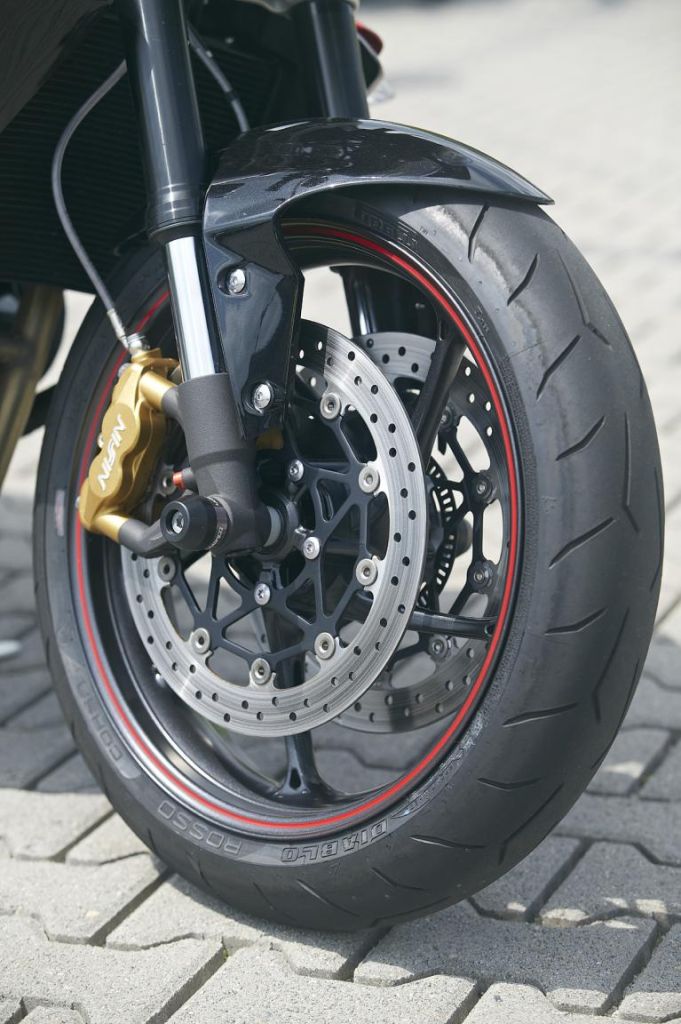 Triumph Street Triple: Drei mal drei