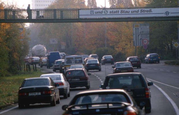 Umfrage zur urbanen Mobilität - Mehr als 80 Prozent fahren mit dem Auto in die Stadt