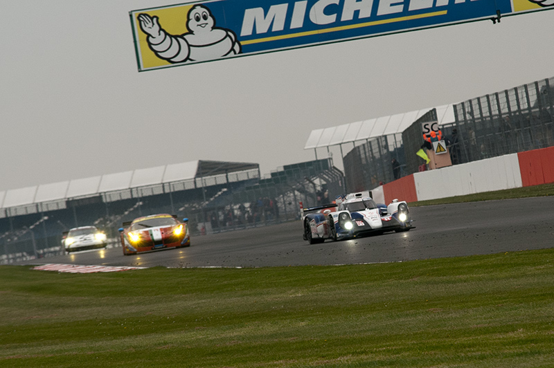 WEC Saisonauftakt 2014 in Silverstone: Doppelsieg für Toyota, rabenschwarzer Tag für Audi