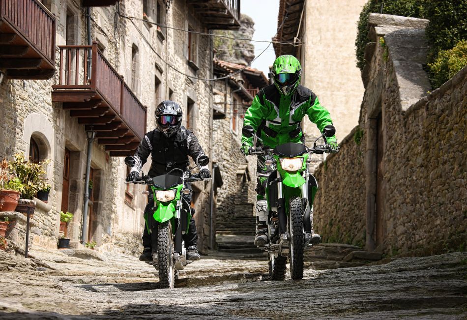 Übersicht Motorradhersteller: Kawasaki KLX-250 - Bild: Kawasaki