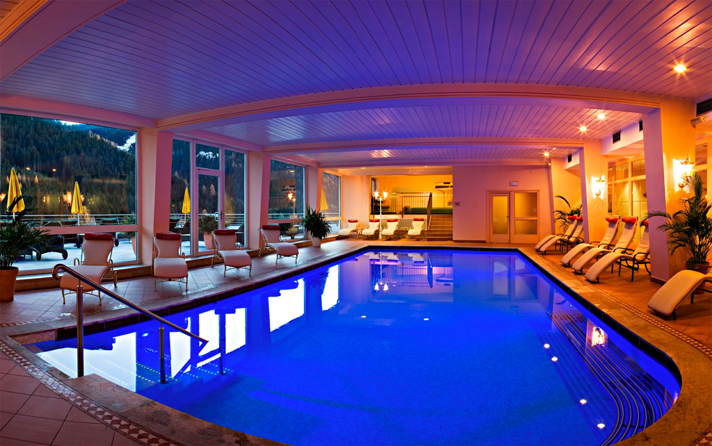 ... im Indoorpool kann man sich sein persönliches Wohlgefühl holen. 