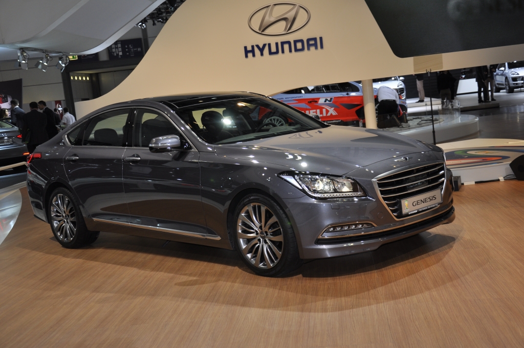 AMI 2014: Hyundai feiert Deutschlandpremiere der Genesis Sportlimousine