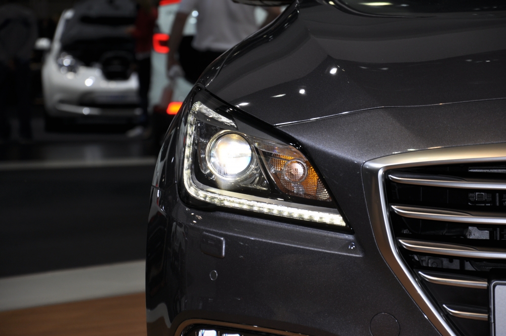 AMI 2014: Hyundai feiert Deutschlandpremiere der Genesis Sportlimousine