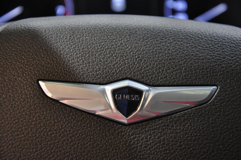 AMI 2014: Hyundai feiert Deutschlandpremiere der Genesis Sportlimousine