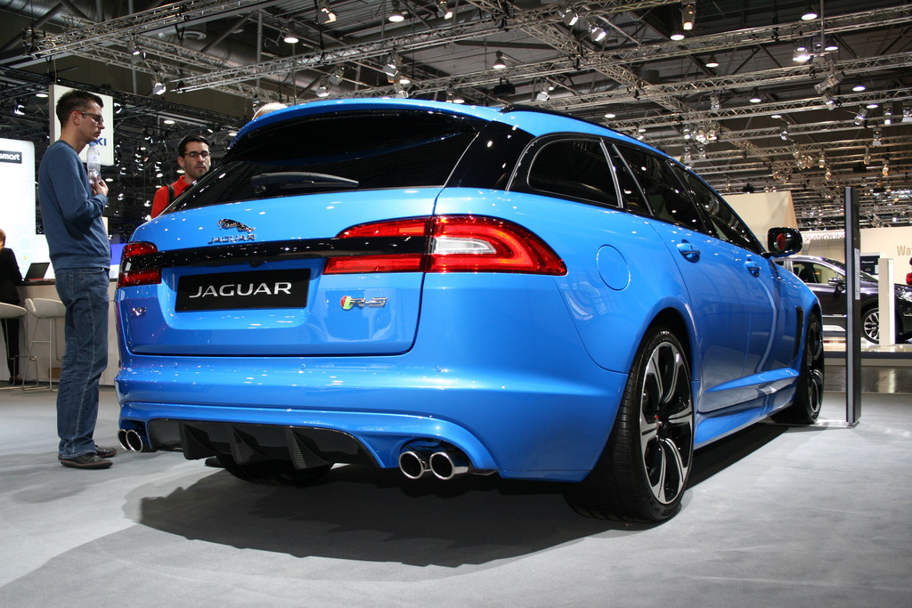 AMI 2014: Jaguars Kombi für den 300er-Club