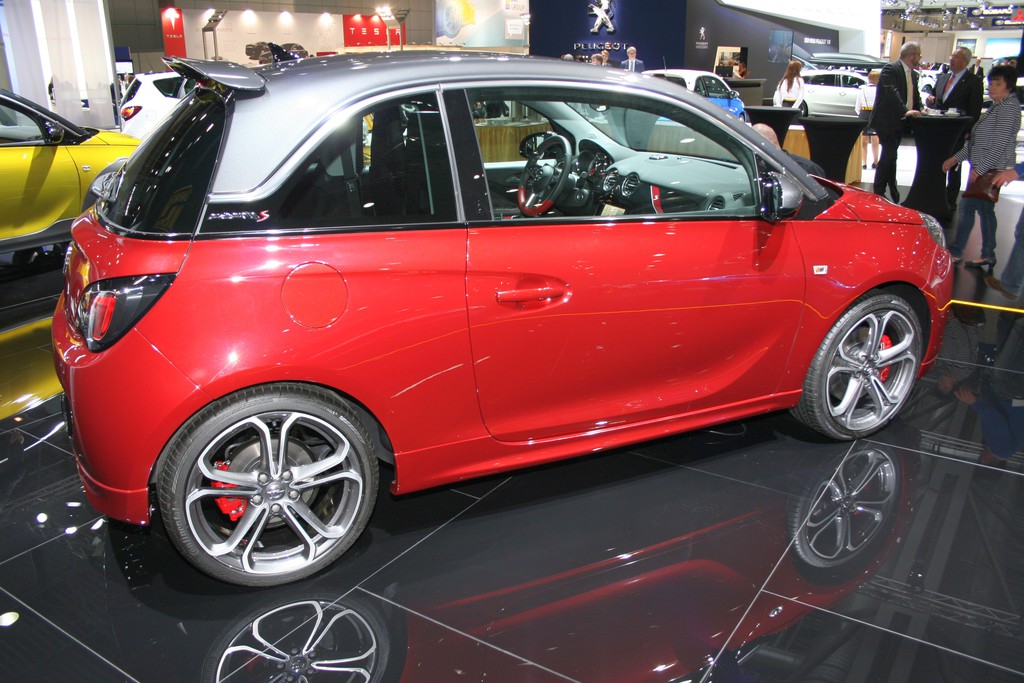AMI 2014: Opel Adam Rocks startet bei 15 990 Euro