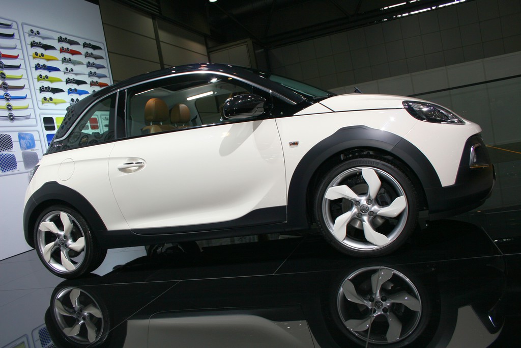 AMI 2014: Opel Adam Rocks startet bei 15 990 Euro