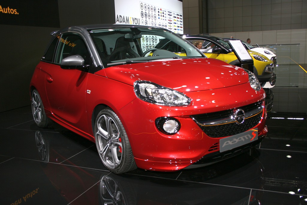 AMI 2014: Opel Adam Rocks startet bei 15 990 Euro
