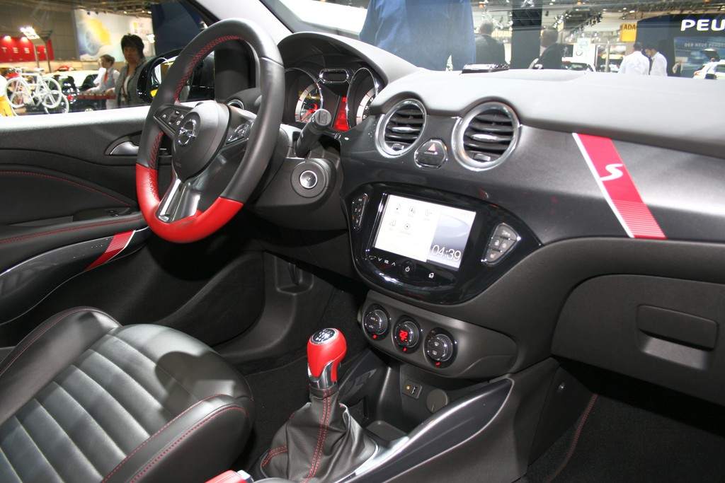 AMI 2014: Opel Adam Rocks startet bei 15 990 Euro