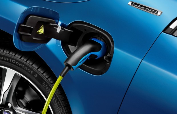 AMI 2014: Weltpremiere für Volvo V60 Plug-in-Hybrid R-Design