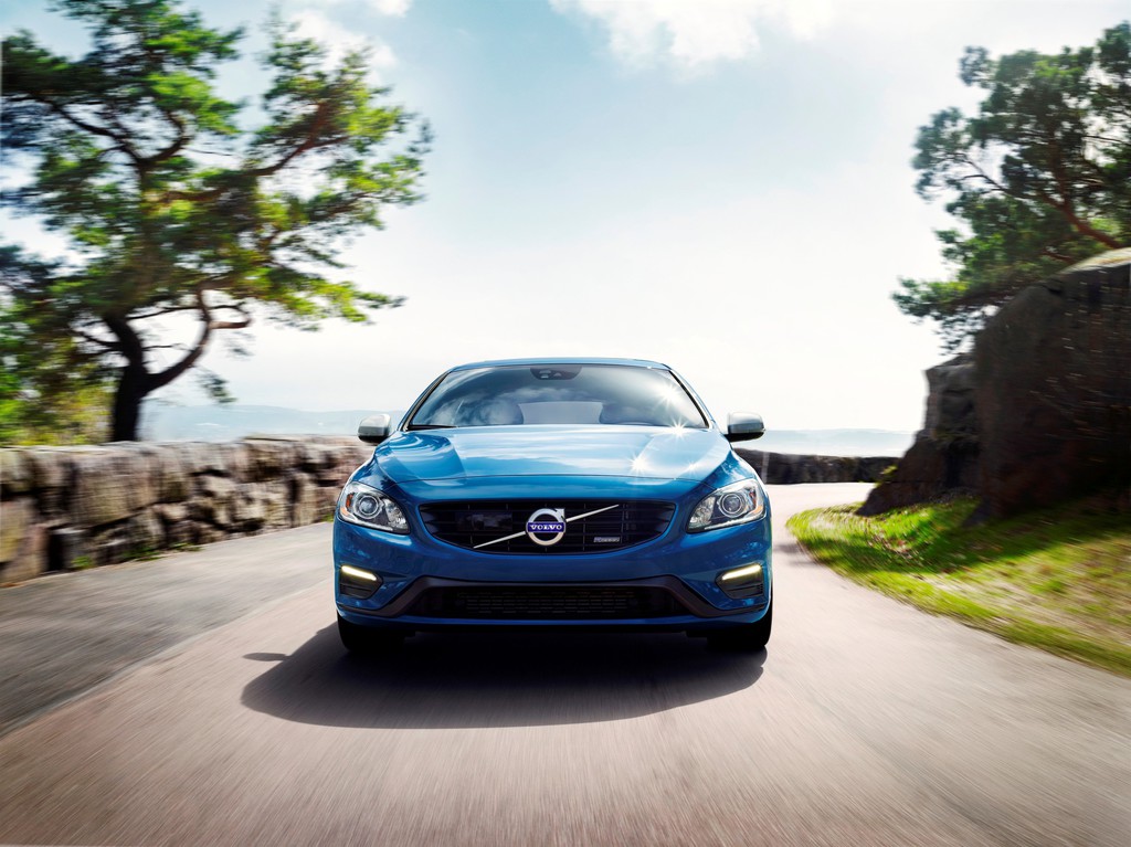 AMI 2014: Weltpremiere für Volvo V60 Plug-in-Hybrid R-Design