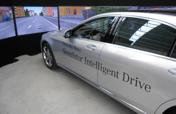 Assistenzsystem im Auto als 