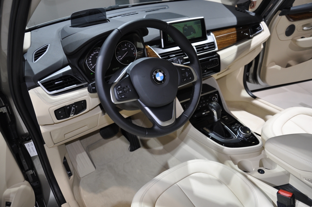 BMW 2er Active Tourer - Ein Van aus Leipzig in Leipzig
