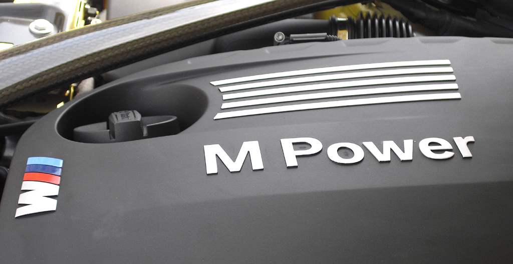 BMW M4 Coupé: Der Twinturbobenziner ist identisch mit dem in der M3 Limousine. 