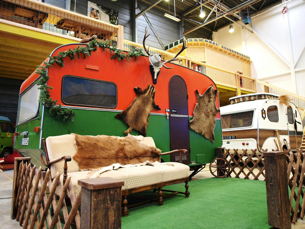 Base Camp: Indoor-Camping mit besonderer Note