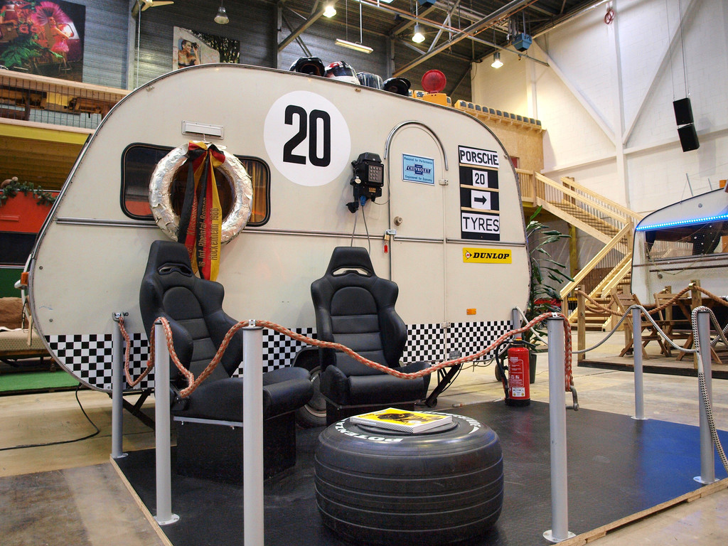 Base Camp: Indoor-Camping mit besonderer Note