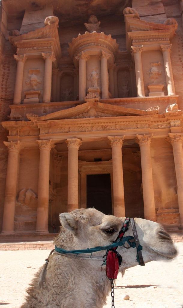 Berühmt: Schatzhaus in Petra, Kulisse für 