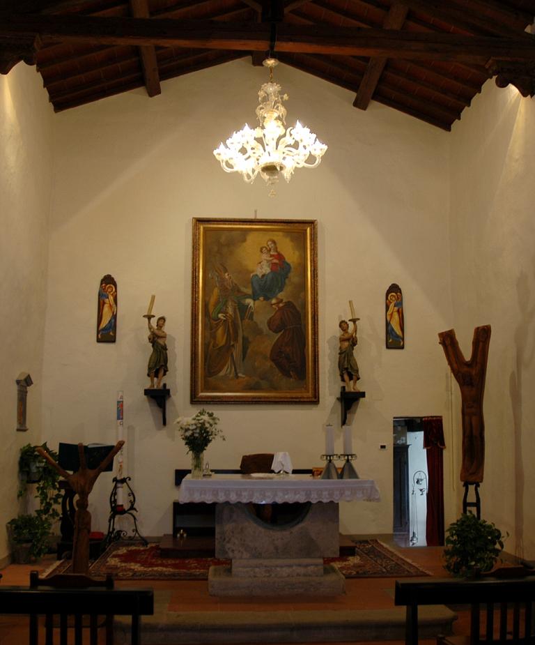 Blick in die kleine Kapelle der umgebauten Klosteranlage. 