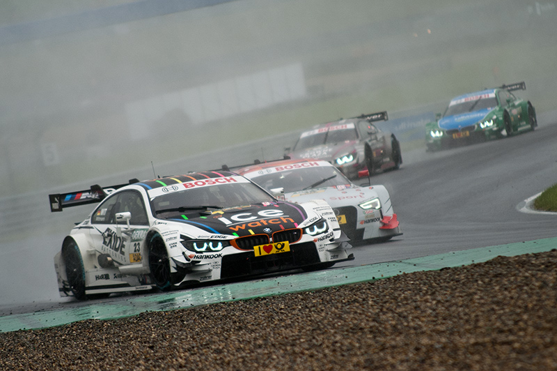DTM in Oschersleben: Sieg für Mercedes bei schwierigem Regenrennen