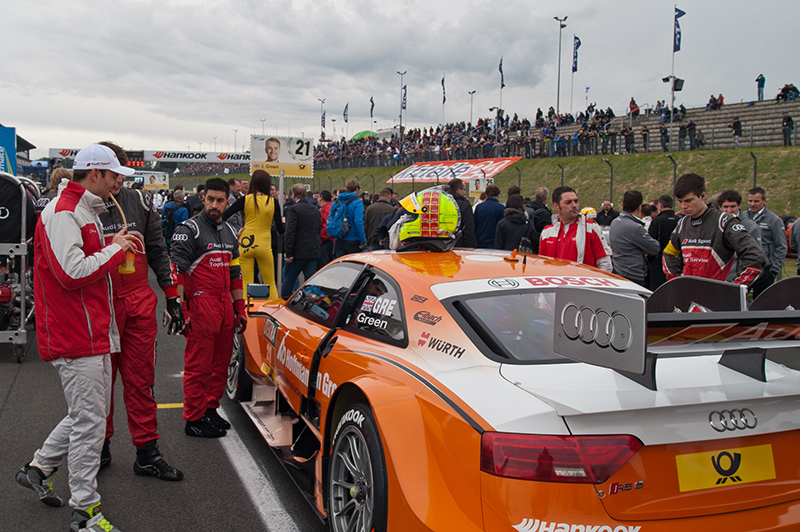 DTM in Oschersleben: Sieg für Mercedes bei schwierigem Regenrennen