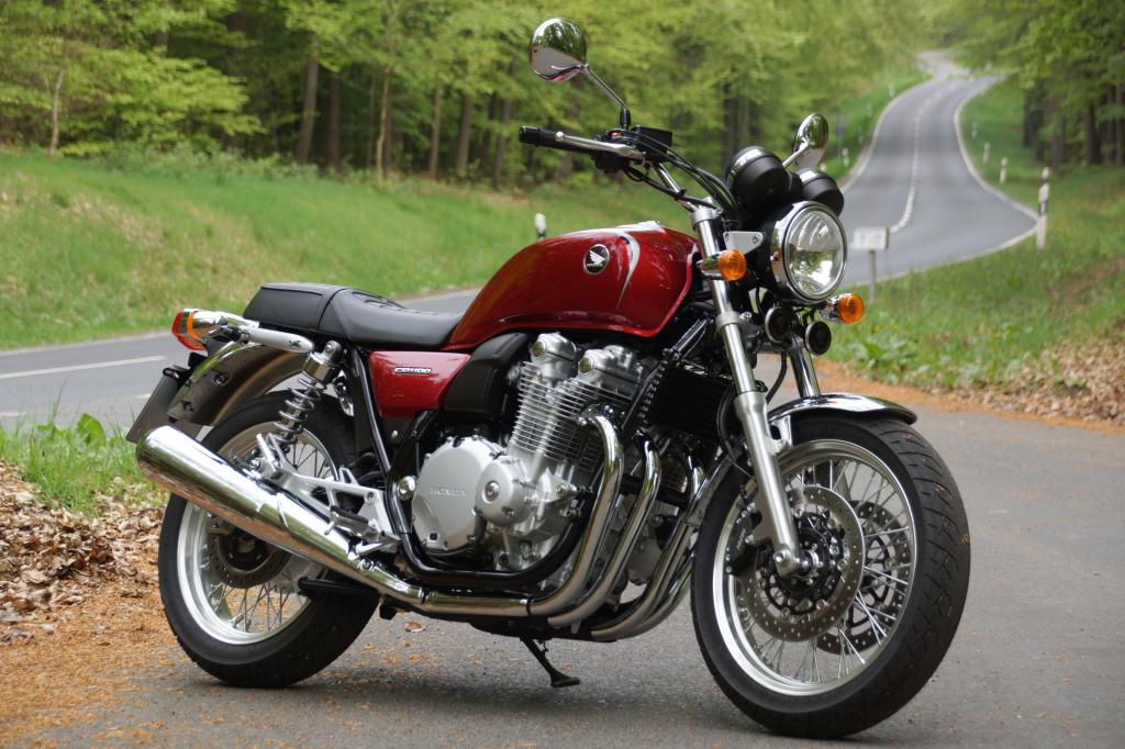 Das klassische Retro-Bike CB 1100 hat Honda mit der neuen Version EX zum Modelljahr 2014 perfektioniert