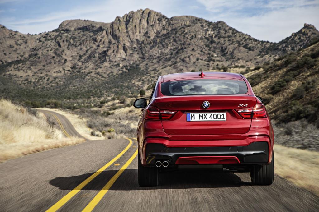 Die Fahrleistungen von fast 250 km/h und einem sportwagenähnlichen Spurt von 5,5 Sekunden lassen schnell vergessen, dass der X4 ja eigentlich von einem eher braven SUV abstammt.
