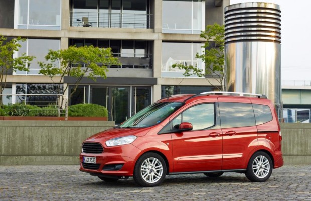 Erste Fahrt im Ford Tourneo Courier 1.0 Liter EcoBoost - Kleiner Kasten zu kleinen Kosten 
