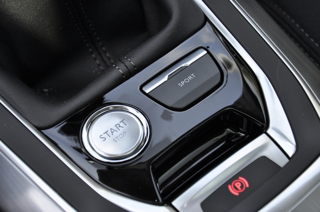 Erste Fahrt im Peugeot 308 SW - So schick kann eine weiße Weste sein