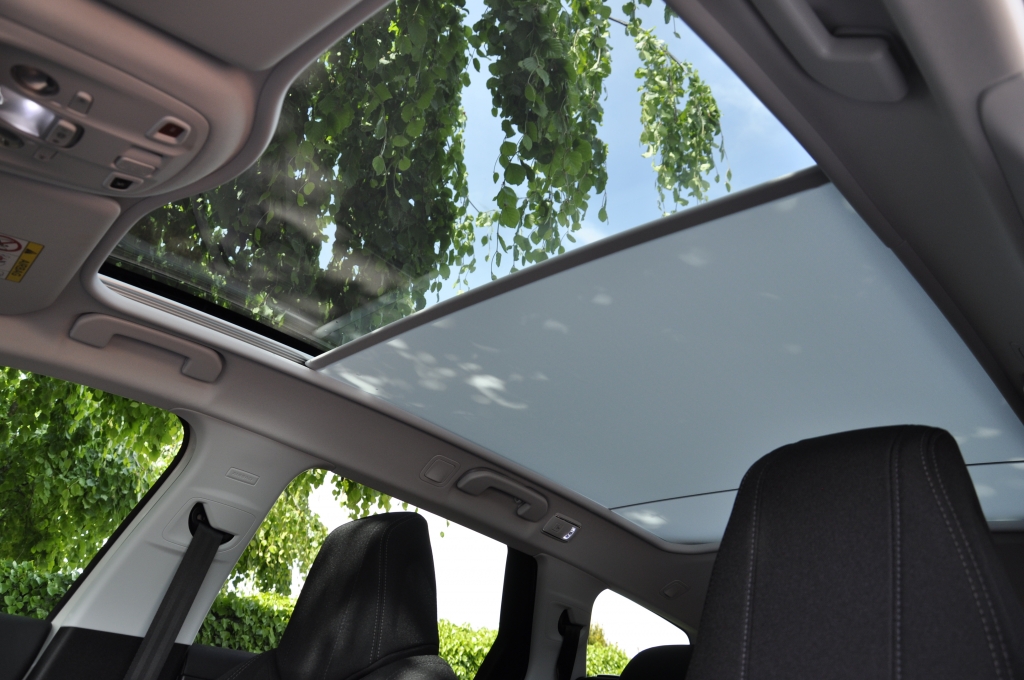 Erste Fahrt im Peugeot 308 SW - So schick kann eine weiße Weste sein